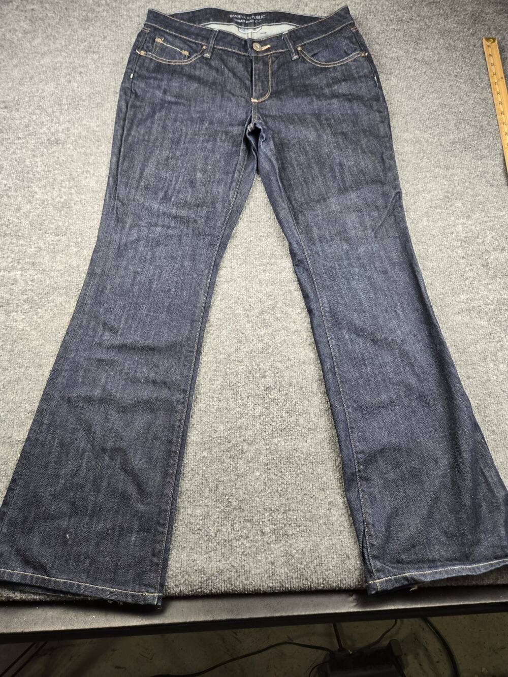 Women’s Banana Republic Boot Cut Dark Wash Jean Sz 10
